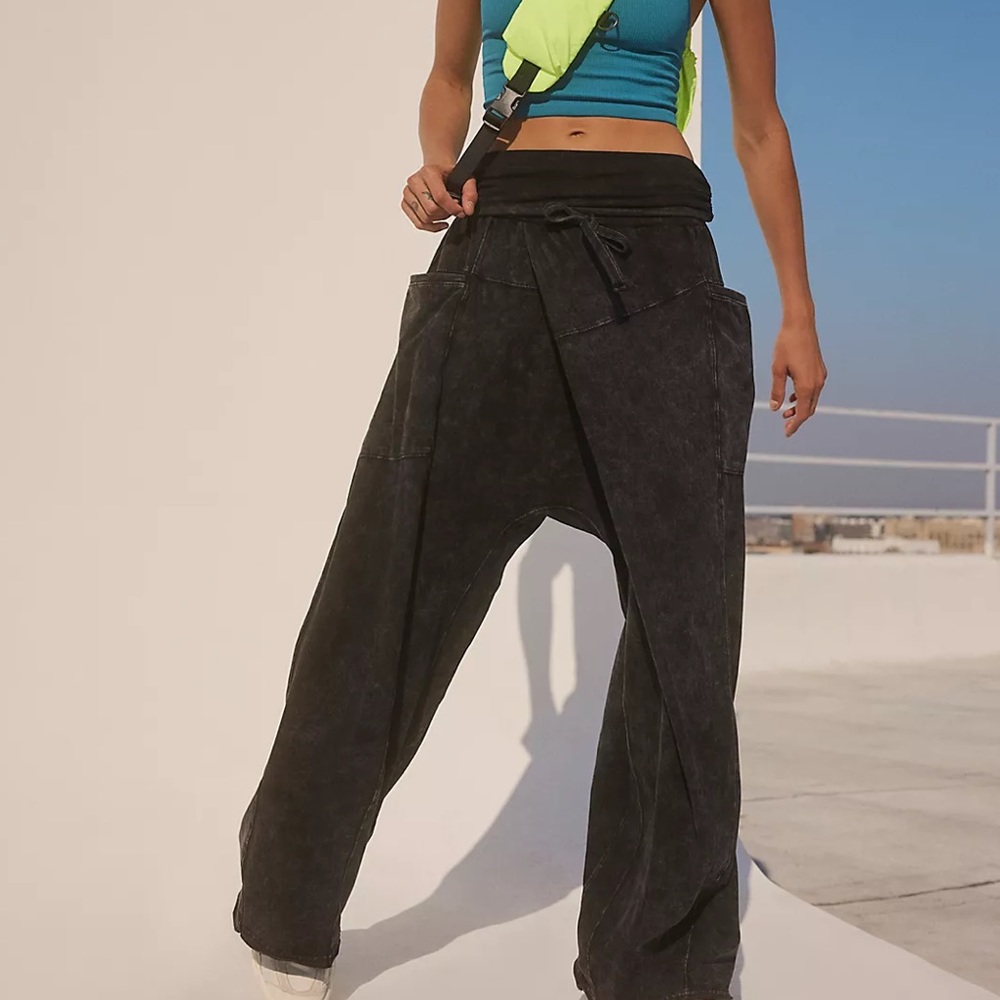 Free People Hot Shot Sport Pant